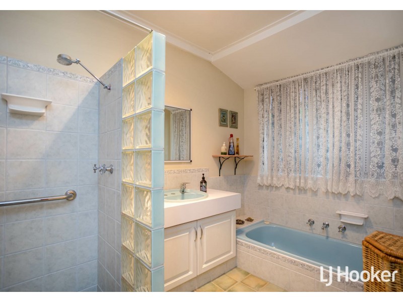 26 Grundy Way, Thornlie WA 6108