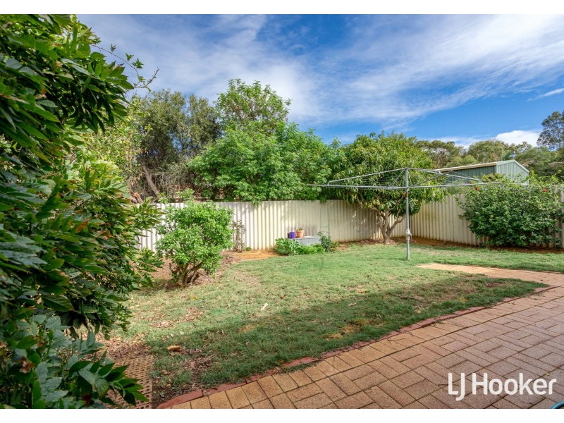 4 Kirk Close, Camillo WA 6111