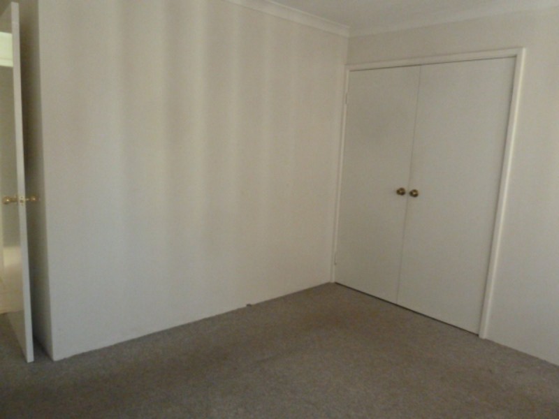 8/39 Spring Road, Thornlie WA 6108