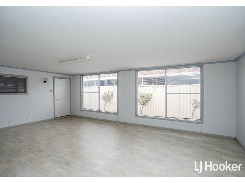 27 Shelburn Road, Thornlie WA 6108