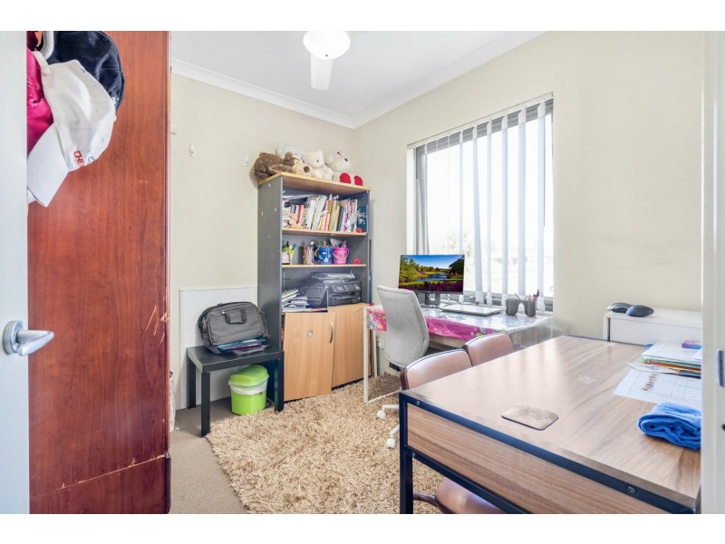 19/17 Southdown Place, Thornlie WA 6108