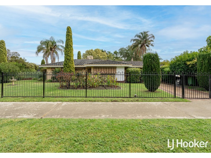 52 Gosnells Road West, Maddington WA 6109