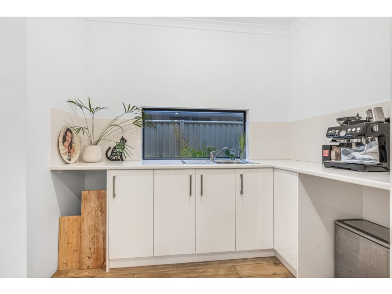 85 Bradstocks Grove, Southern River WA 6110