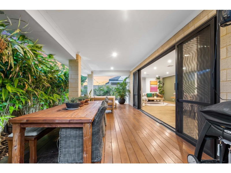 85 Bradstocks Grove, Southern River WA 6110