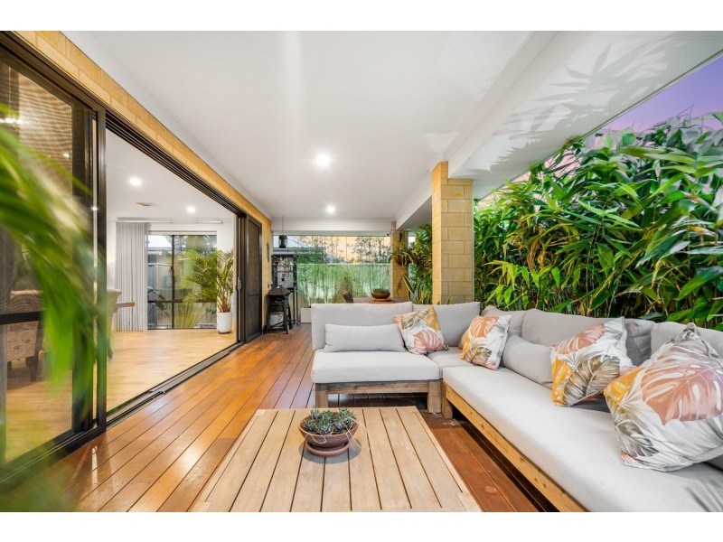 85 Bradstocks Grove, Southern River WA 6110