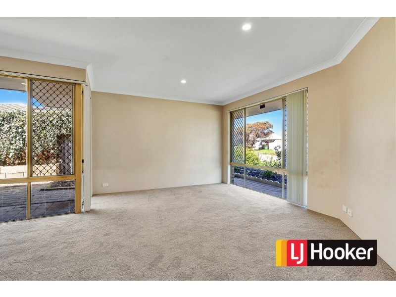 28 Silverhill Loop, Seville Grove WA 6112