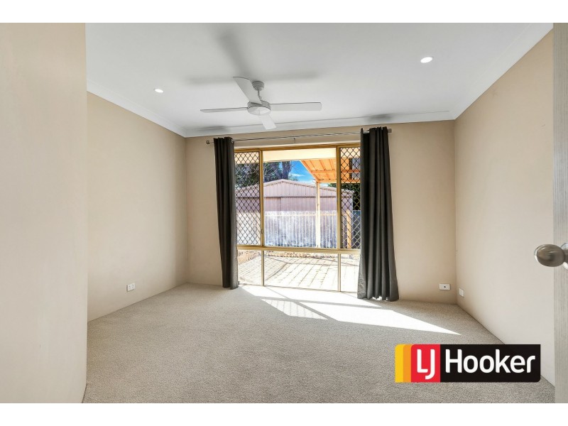 28 Silverhill Loop, Seville Grove WA 6112