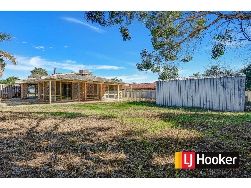 28 Silverhill Loop, Seville Grove WA 6112