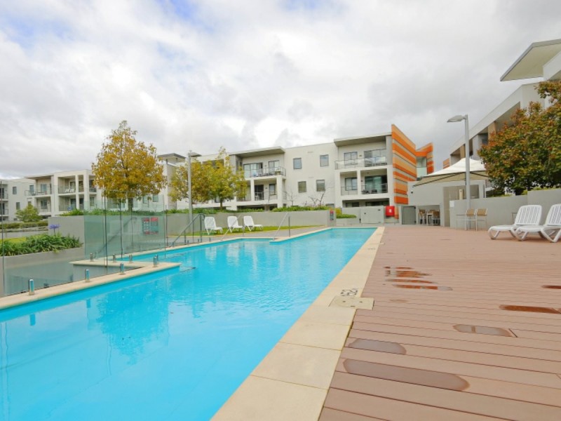 33/1 Stockton Bend, Cockburn Central WA 6164