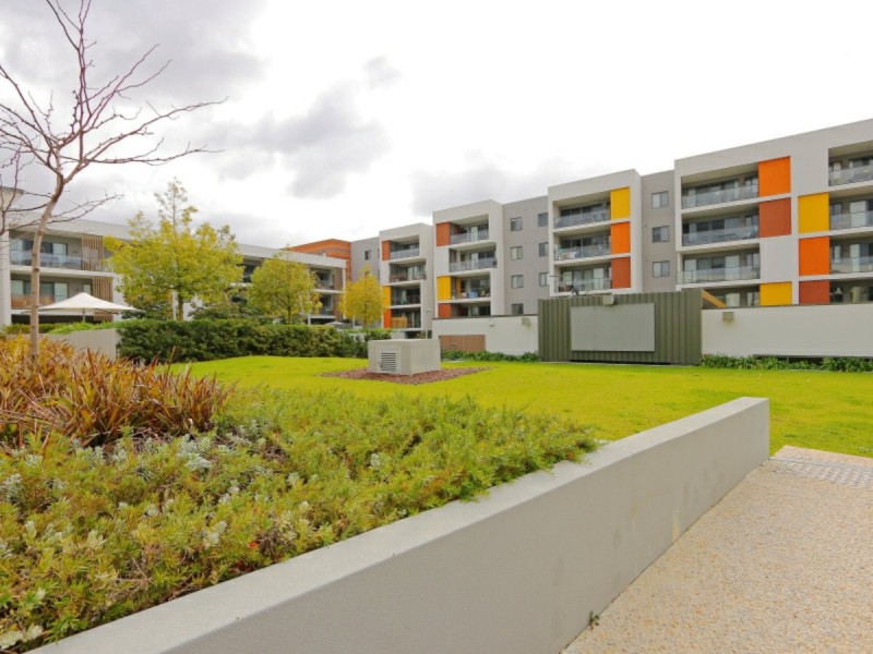 33/1 Stockton Bend, Cockburn Central WA 6164