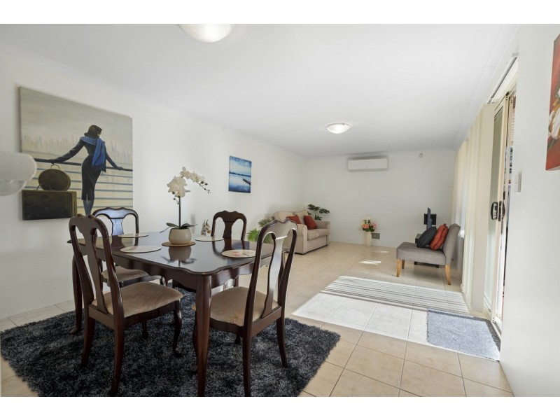 2/13 Muriel Street, Gosnells WA 6110