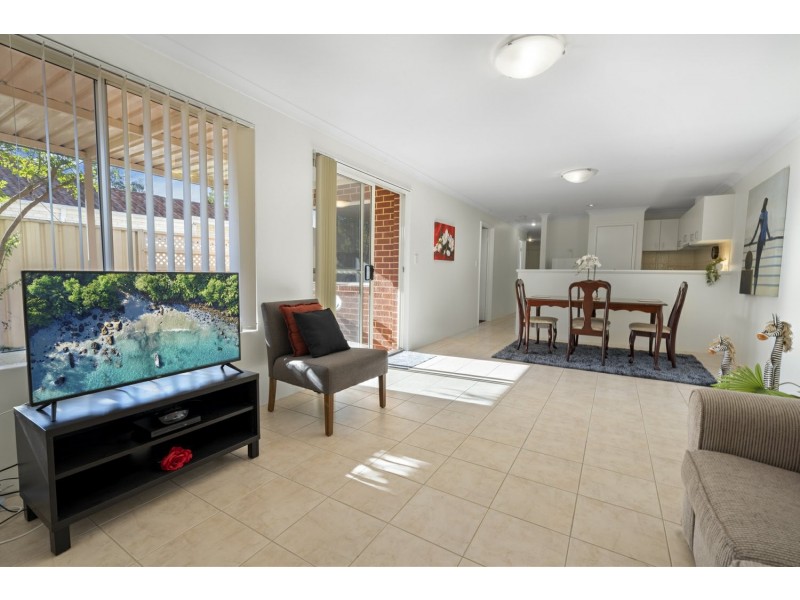 2/13 Muriel Street, Gosnells WA 6110