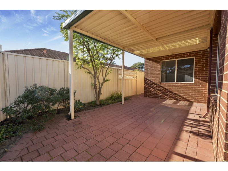 2/13 Muriel Street, Gosnells WA 6110