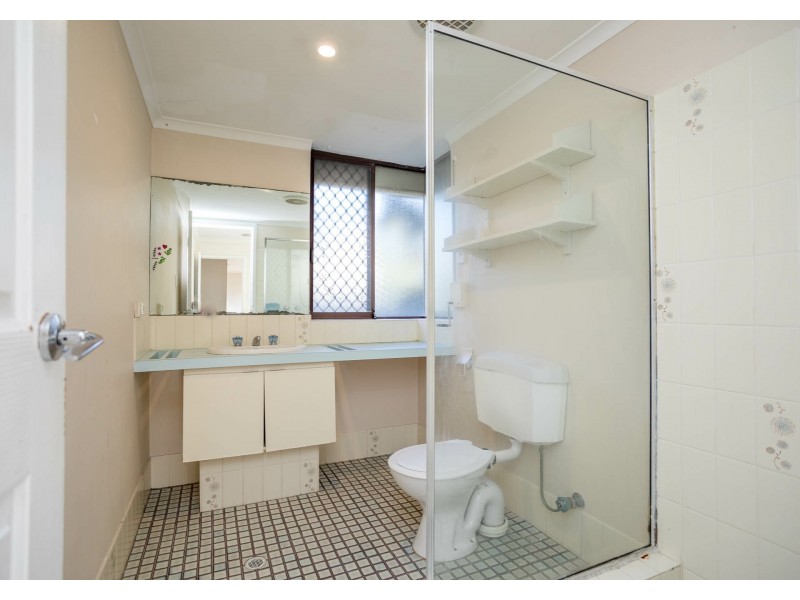 27 Prescott Drive, Gosnells WA 6110