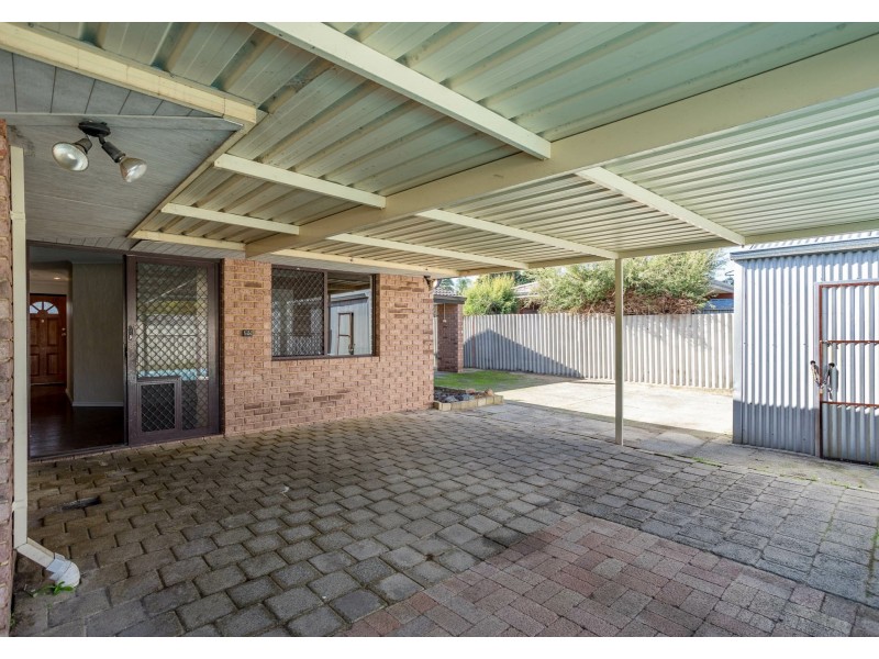 27 Prescott Drive, Gosnells WA 6110