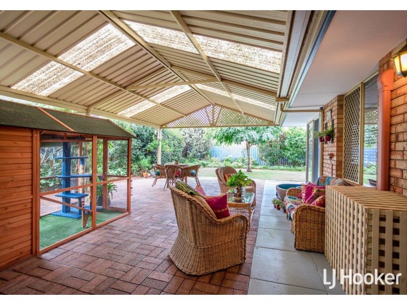 8 Hannan Place, Huntingdale WA 6110