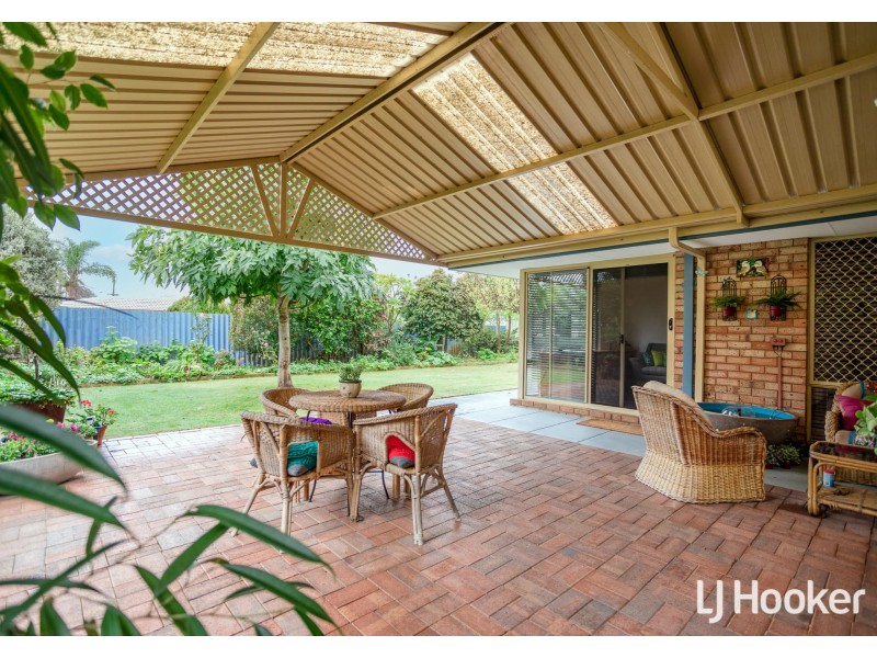8 Hannan Place, Huntingdale WA 6110