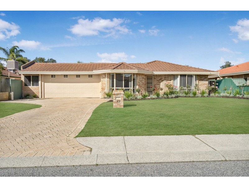 42 Explorer Drive, Thornlie WA 6108
