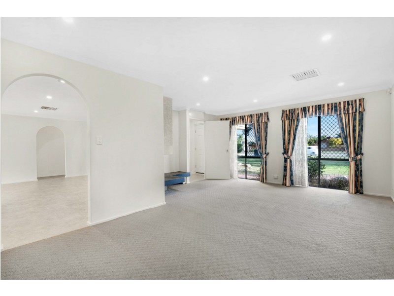 418 Spencer Road, Thornlie WA 6108