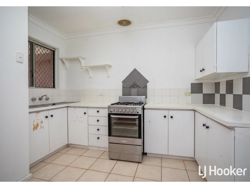 42A Blanche Street, Gosnells WA 6110