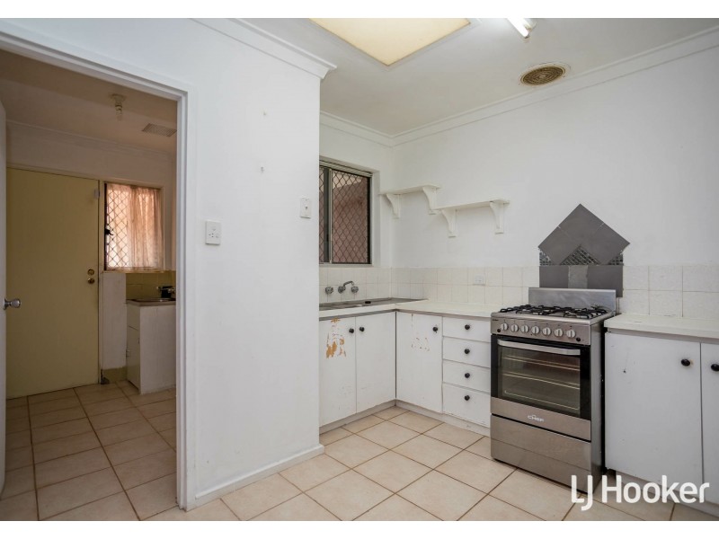 42A Blanche Street, Gosnells WA 6110