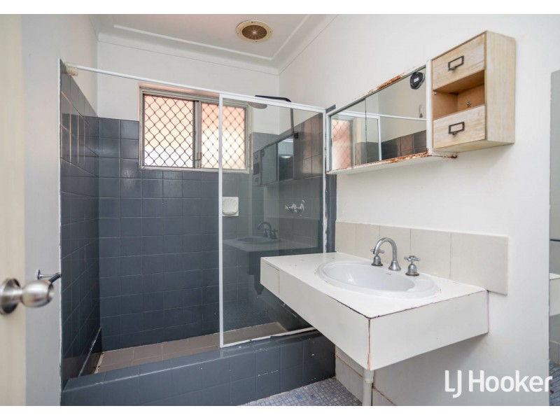 42A Blanche Street, Gosnells WA 6110