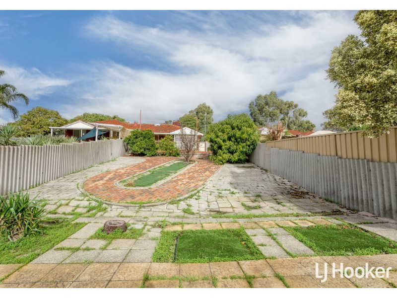 42A Blanche Street, Gosnells WA 6110