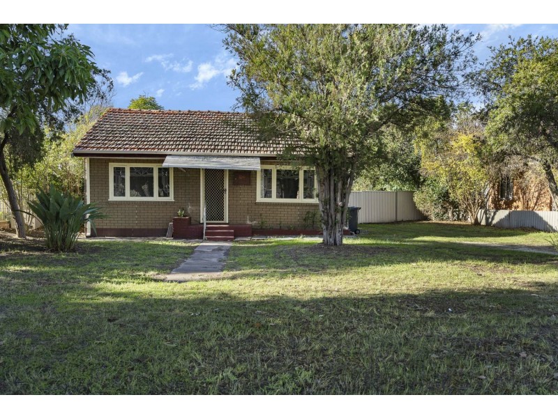 104 Wheatley Street, Gosnells WA 6110