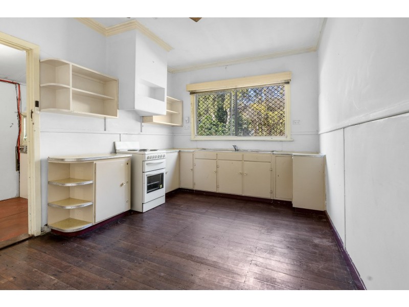 104 Wheatley Street, Gosnells WA 6110