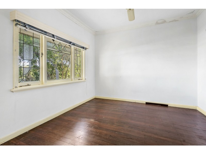 104 Wheatley Street, Gosnells WA 6110