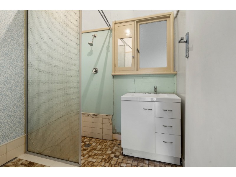 104 Wheatley Street, Gosnells WA 6110