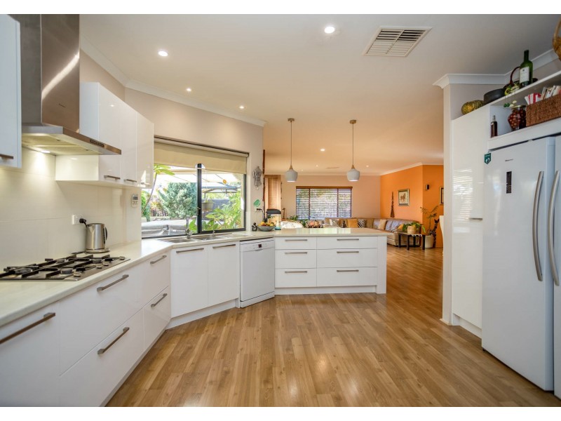 3 Jenkins Lane, Langford WA 6147