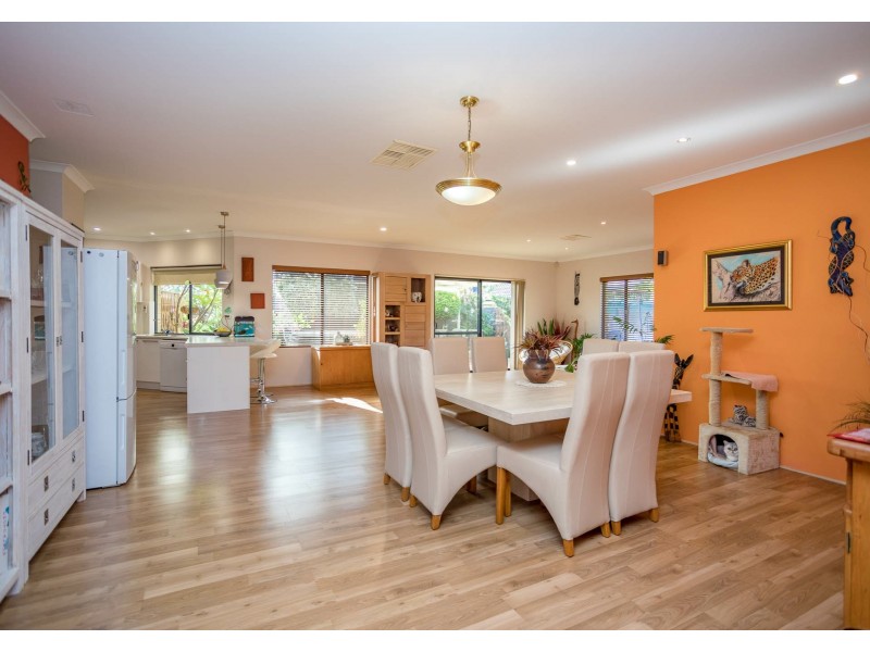 3 Jenkins Lane, Langford WA 6147