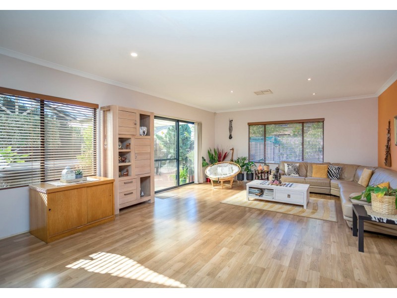 3 Jenkins Lane, Langford WA 6147