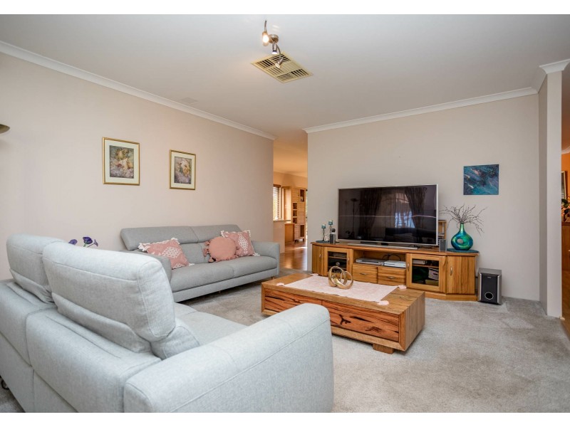3 Jenkins Lane, Langford WA 6147