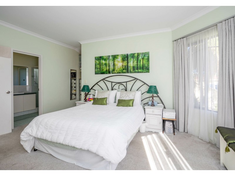 3 Jenkins Lane, Langford WA 6147