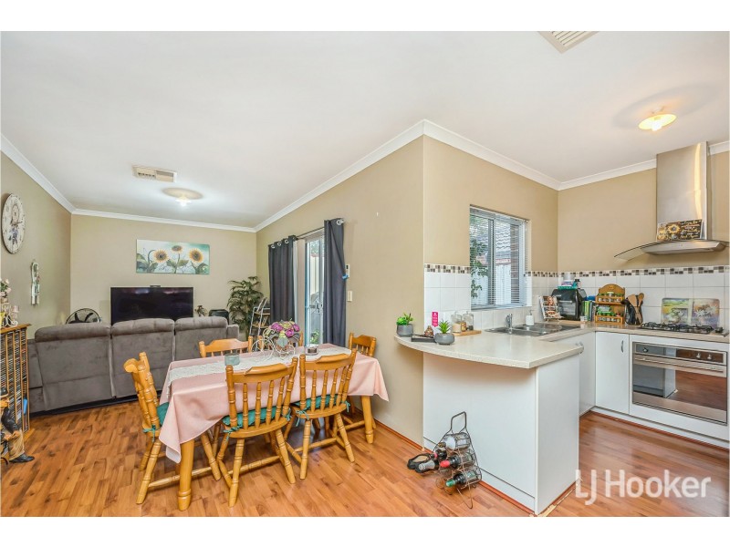 2/20 Dixie Road, Kelmscott WA 6111