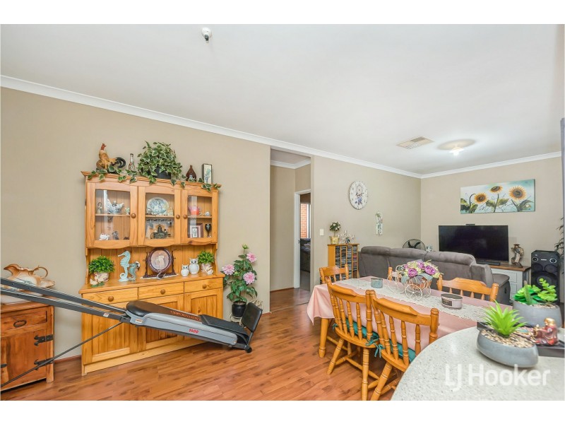 2/20 Dixie Road, Kelmscott WA 6111