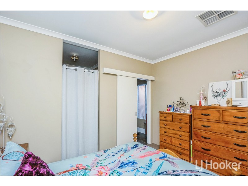 2/20 Dixie Road, Kelmscott WA 6111