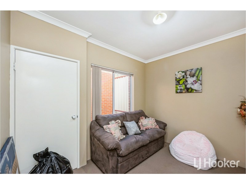 2/20 Dixie Road, Kelmscott WA 6111
