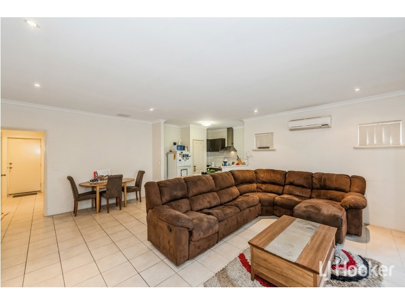 2/74 Dorothy Street, Gosnells WA 6110