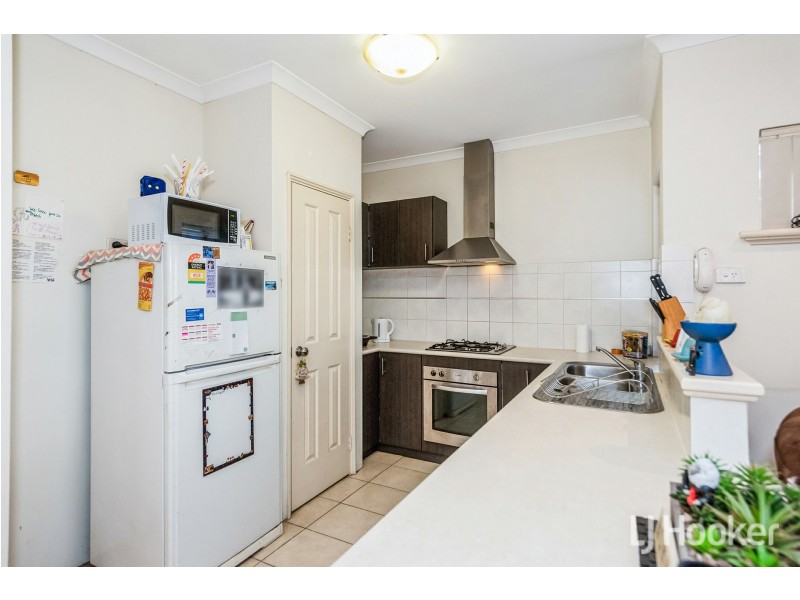 2/74 Dorothy Street, Gosnells WA 6110