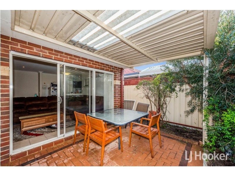 2/74 Dorothy Street, Gosnells WA 6110