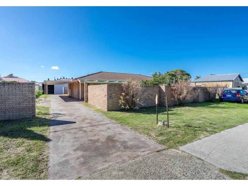 21A & B Herndon Close, Cannington WA 6107