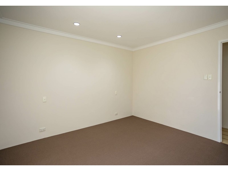 21A & B Herndon Close, Cannington WA 6107