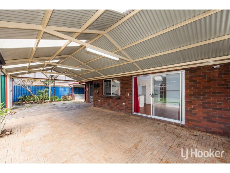 12 Rainbow Court, Gosnells WA 6110