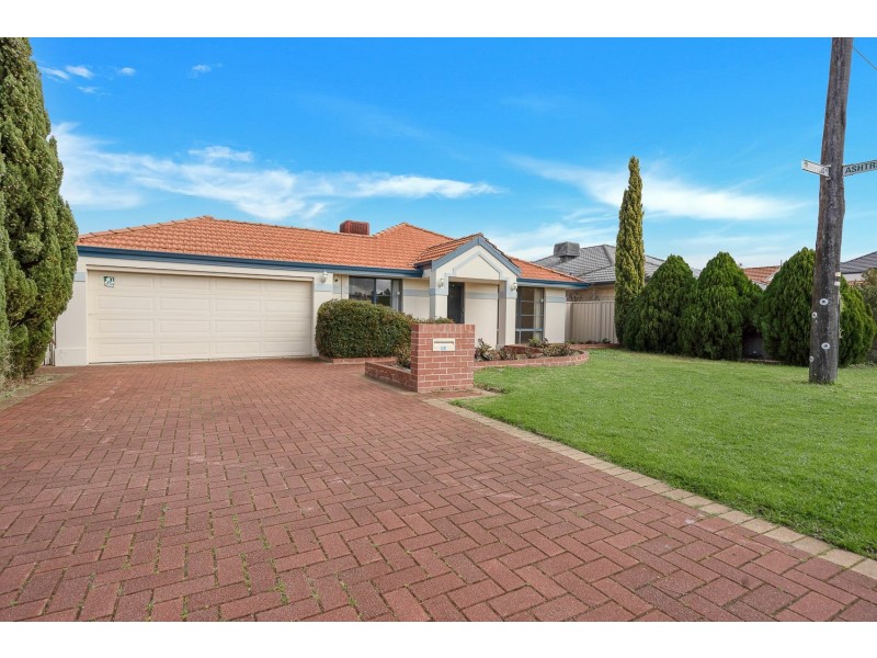 49 Sheffield Road, Wattle Grove WA 6107