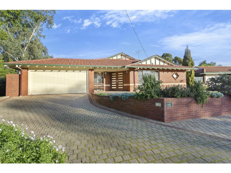 17 Bastion Court, Willetton WA 6155