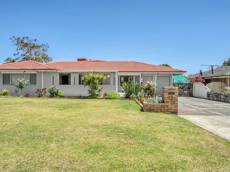 13 Sandon Road, Thornlie WA 6108