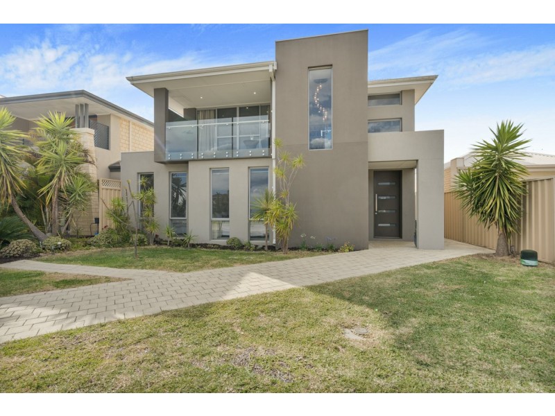 42 Admiralty Road, Canning Vale WA 6155